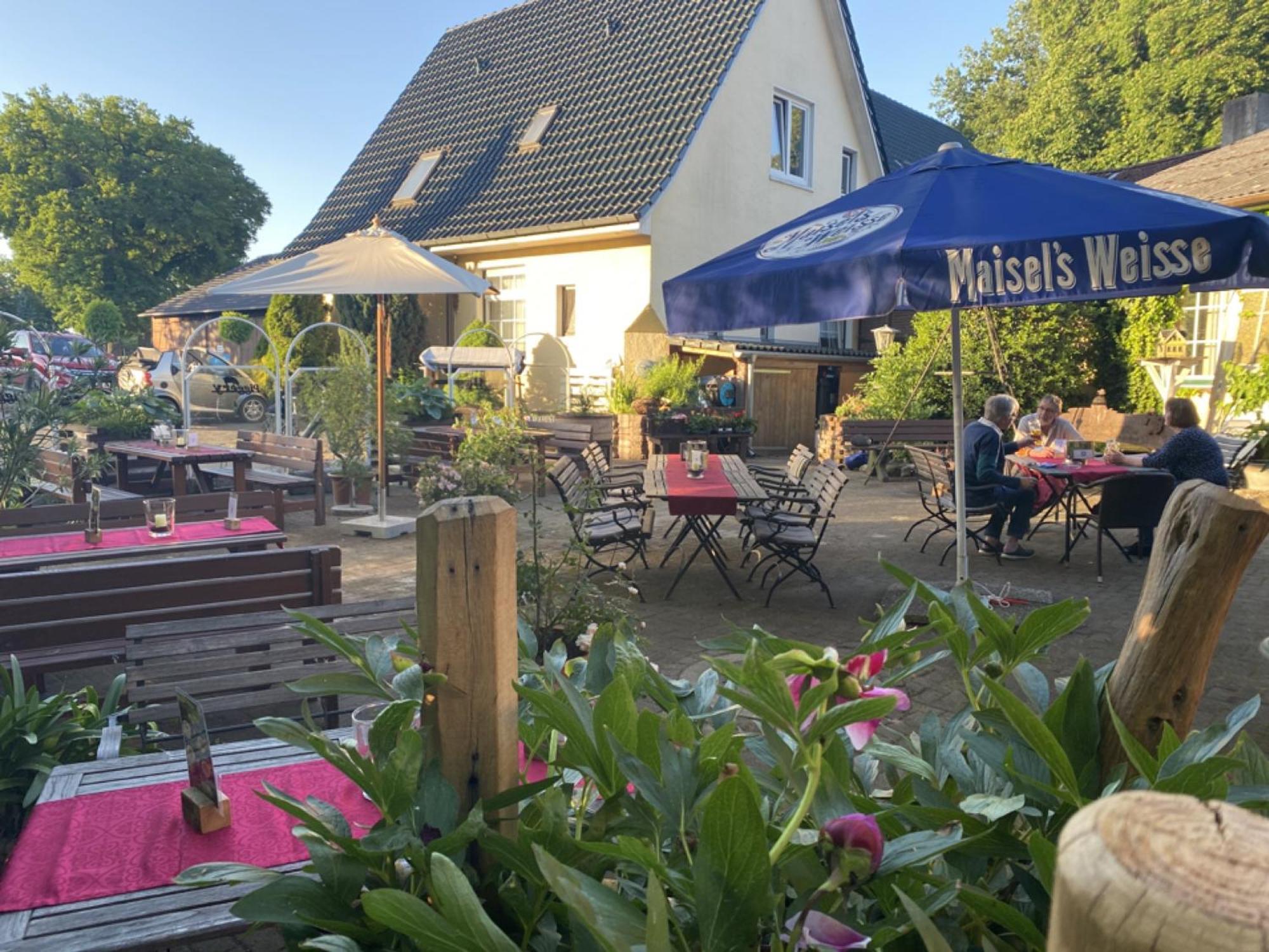 Landhaus Tewel Hotel Mit Restaurant Exterior foto